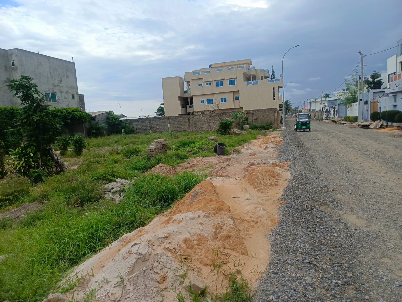 PHOTO P01