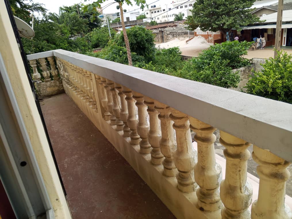 MAISON JONQUET06