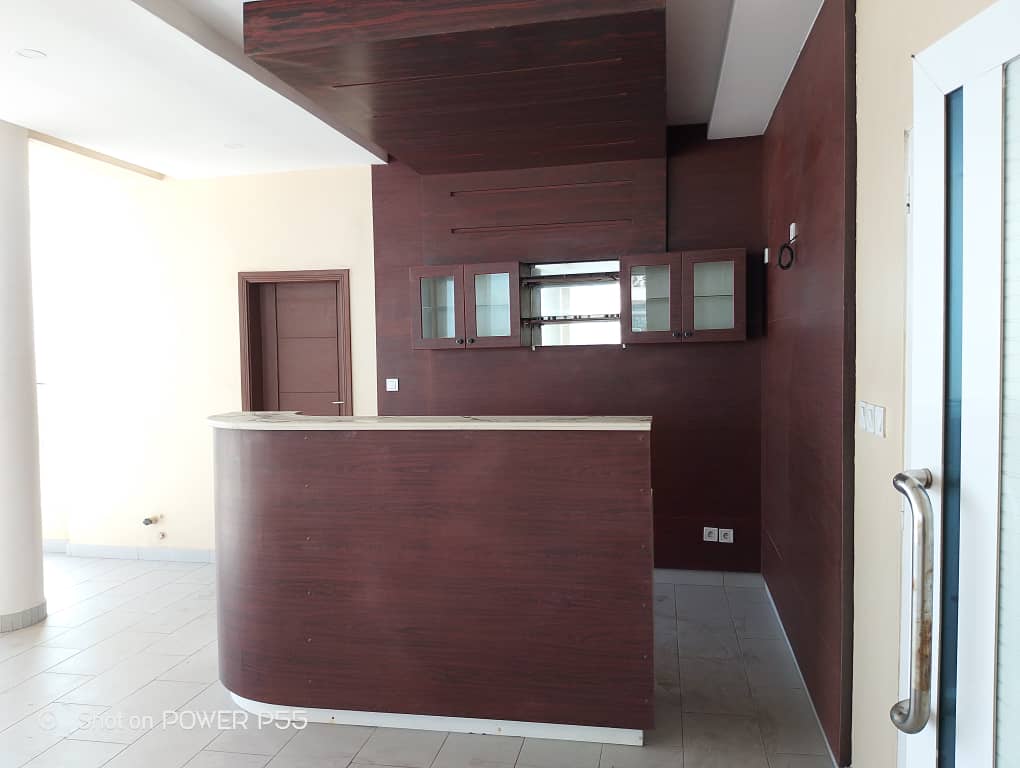 appartement 3eme etage 12