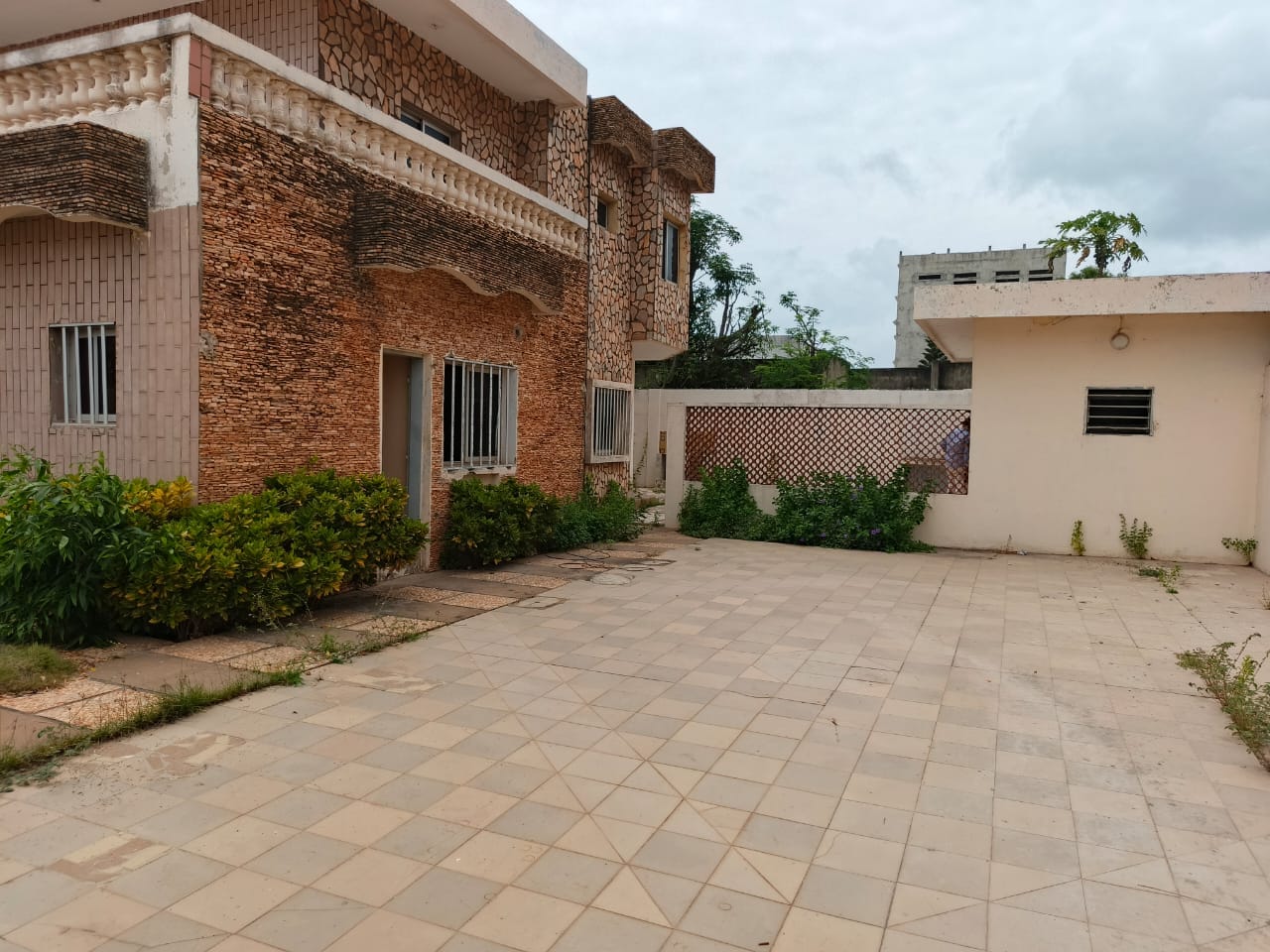 villa zone des am 13