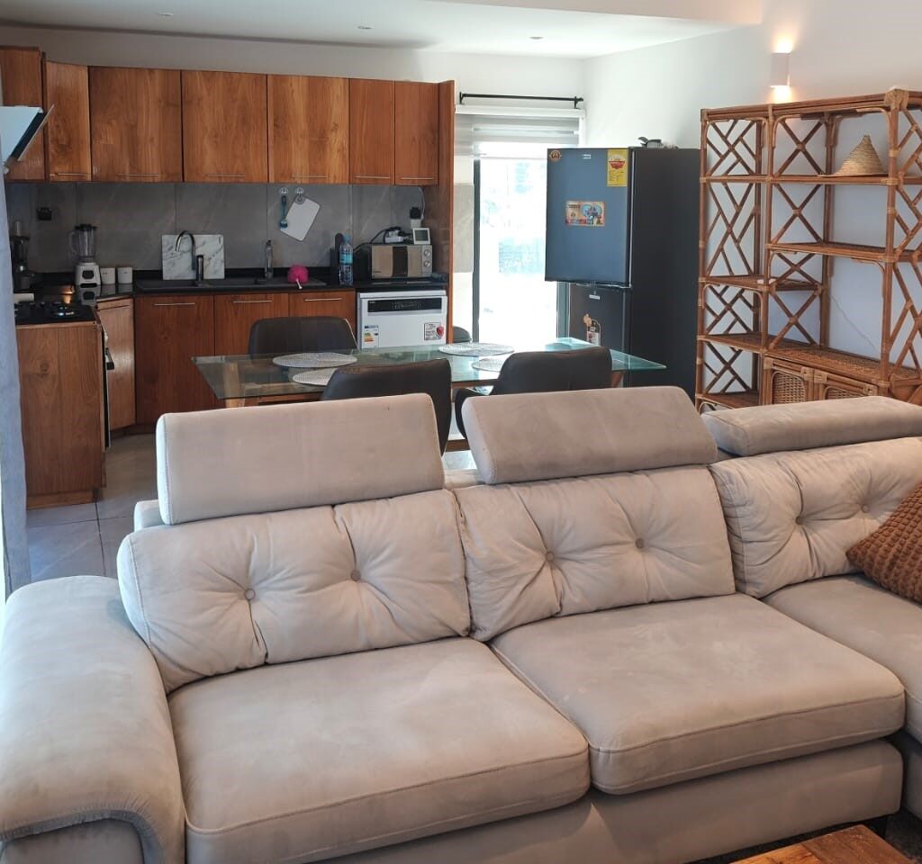 MAGNIFIQUE APPARTEMENT MEUBLÉ AVEC ENTRÉE PERSONNELLE À FIDJROSSÈ COTONOU